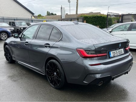 2022 BMW 3-Series - photo 6
