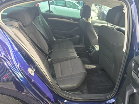 2018 Volkswagen Passat - photo 9
