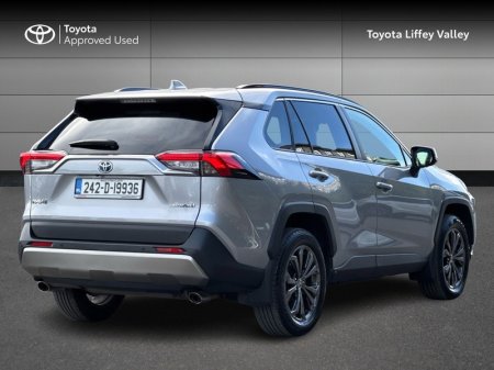 2024 Toyota RAV4 - photo 2