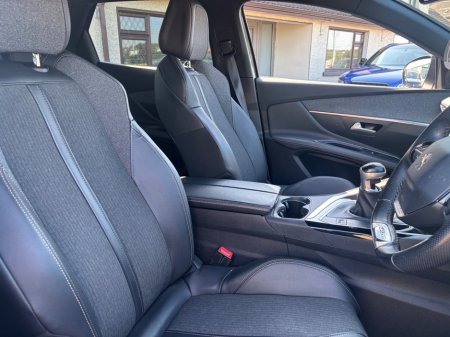 2020 Peugeot 3008 - photo 9