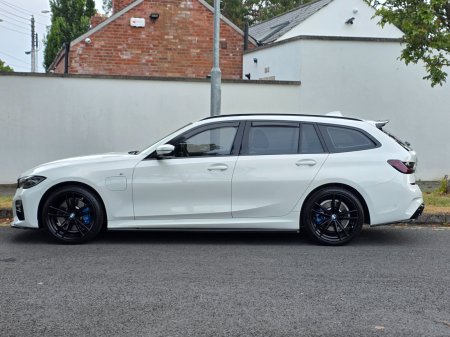 2021 BMW 3-Series - photo 11