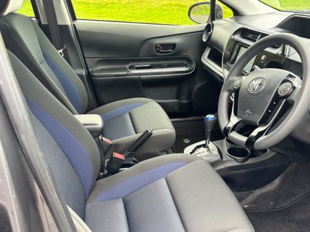 2018 Toyota Aqua - photo 10