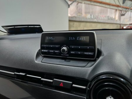 2015 Mazda Mazda2 - photo 23