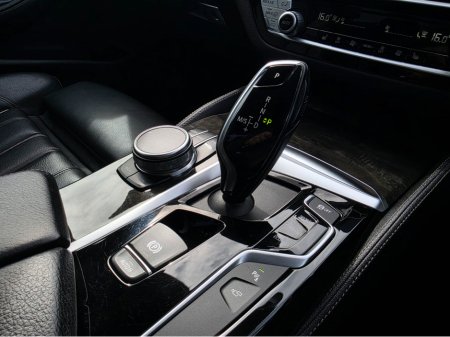 2018 BMW 5-Series - photo 18