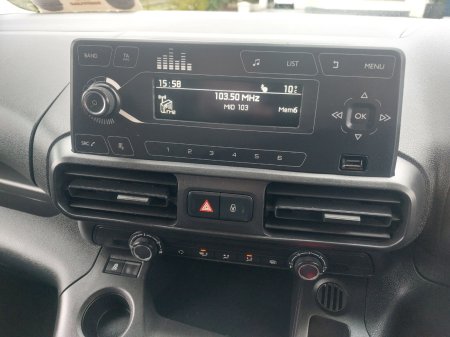 2020 Opel Combo - photo 29
