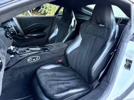 2020 Aston Martin Vantage - photo 12