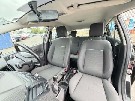 2013 Ford Fiesta - photo 10