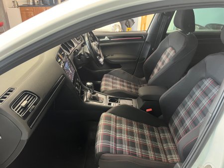 2014 Volkswagen Golf - photo 17