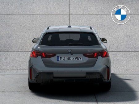 2026 BMW 1-Series - photo 3