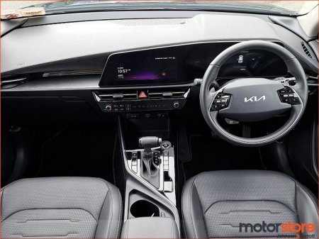 2025 Kia Niro - photo 4