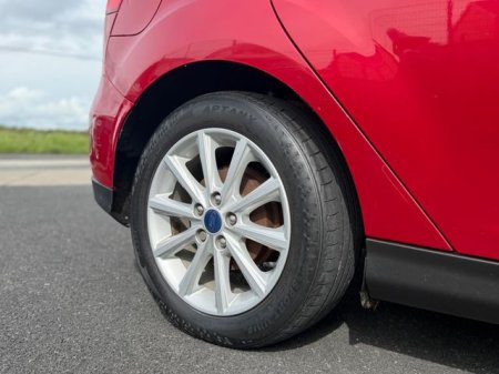 2017 Ford Focus - photo 6