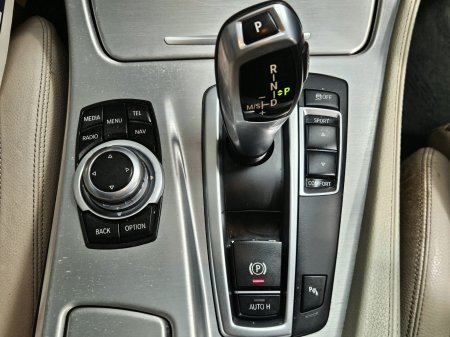 2016 BMW 5-Series - photo 10