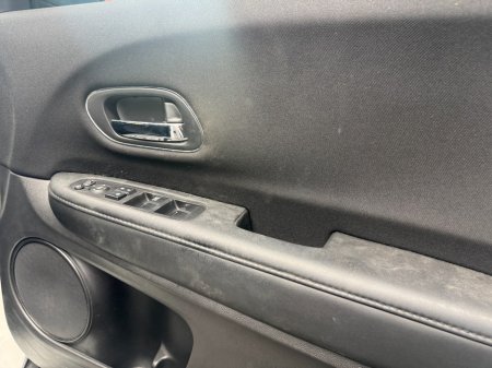 2016 Honda Vezel - photo 13