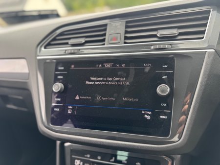 2022 Volkswagen Tiguan - photo 10