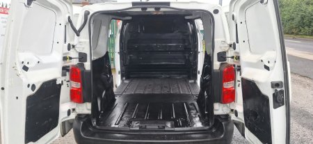 2020 Citroen Dispatch - photo 17