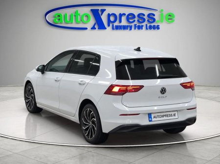 2023 Volkswagen Golf - photo 3