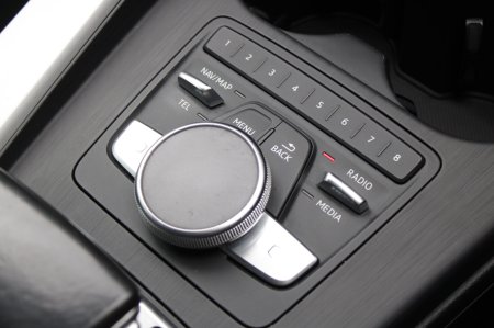 2016 Audi A4 - photo 16
