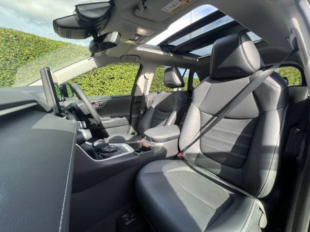 2023 Toyota RAV4 - photo 2