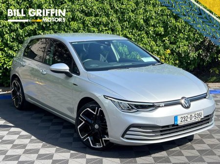 2023 Volkswagen Golf R-LINE PACK 1.0 TSI AUTO // NEW 19" DIAMOND CUT ALLOYS // APPLE CARPLAY/ANDROID AUTO // DIGITAL CLUS
