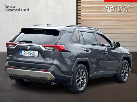 2025 Toyota RAV4 - photo 2