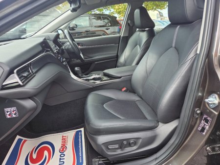2021 Toyota Camry - photo 9