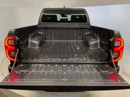 2026 Toyota Hilux - photo 10