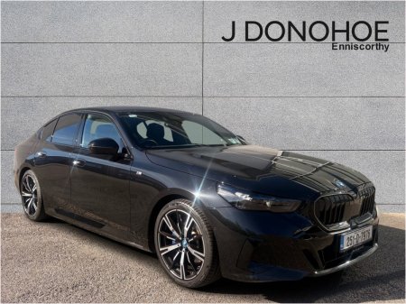 2025 BMW 5-Series 530e M Sport
