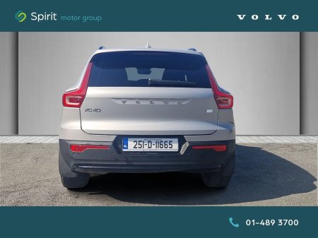 2025 Volvo XC40 - photo 7