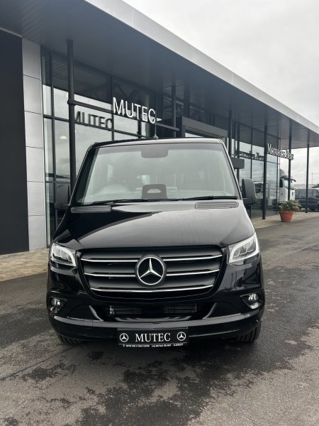 2026 Mercedes-Benz Sprinter - photo 2