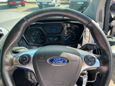 2018 Ford Tourneo Custom 8 Seat Limited LWB - photo 14