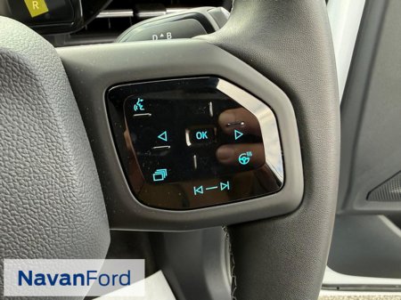 2025 Ford Capri - photo 18