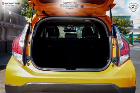 2015 Toyota Aqua - photo 9