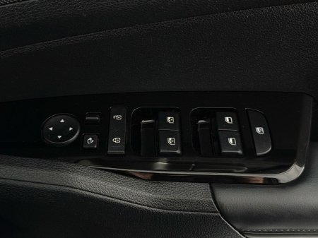 2023 Kia Sportage - photo 35