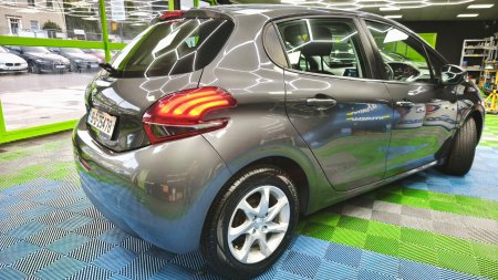 2019 Peugeot 208 - photo 6