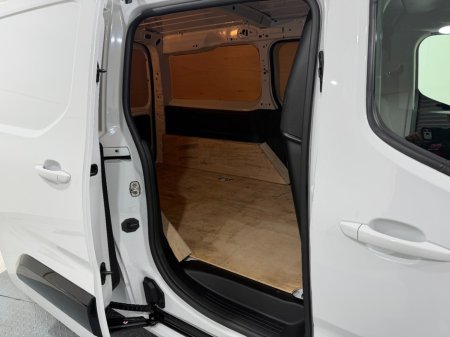 2024 Citroen Berlingo - photo 16