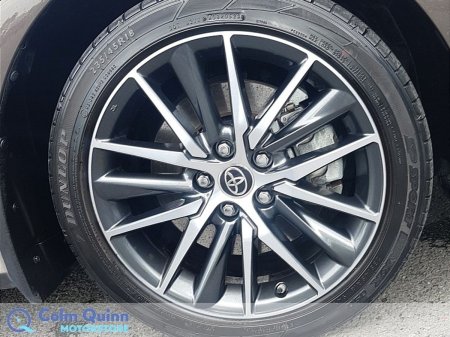 2023 Toyota Camry - photo 5