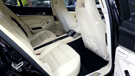 2016 Porsche Panamera - photo 24
