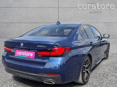 2022 BMW 5-Series - photo 3