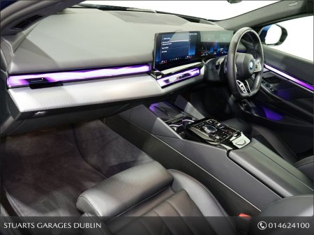 2025 BMW 5-Series - photo 12