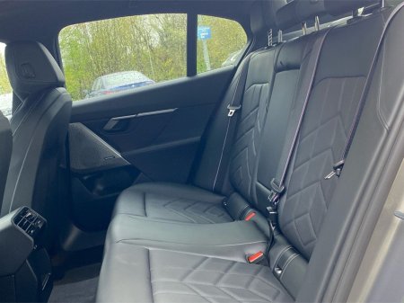 2024 BMW 5-Series - photo 11