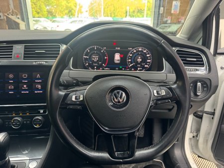 2019 Volkswagen Golf - photo 9