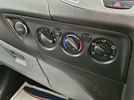 2014 Ford Transit Custom - photo 14