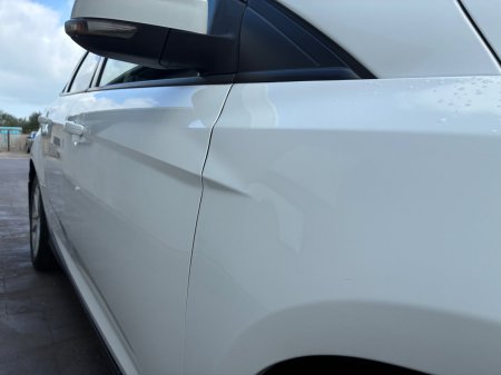 2015 Ford Focus - photo 8