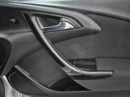 2015 Opel Astra - photo 15