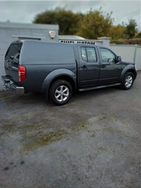 2015 Nissan Navara - photo 2
