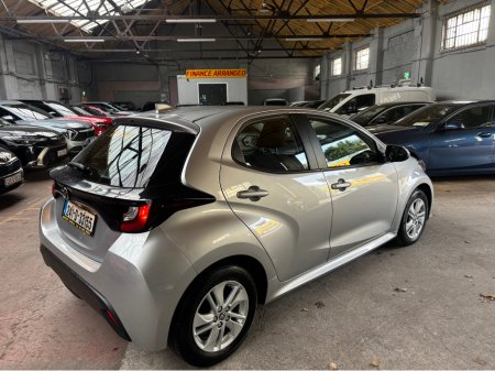 2024 Toyota Yaris - photo 4