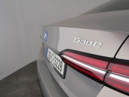 2026 BMW 5-Series - photo 25