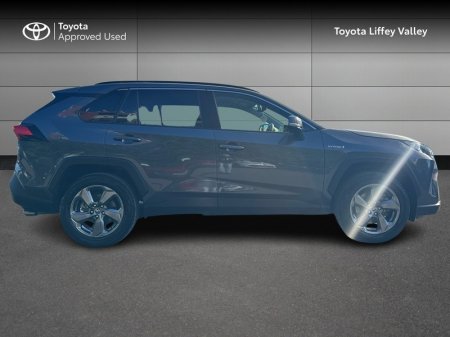 2020 Toyota RAV4 - photo 3