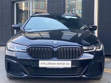2024 BMW 5-Series - photo 2