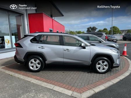 2020 Toyota RAV4 - photo 3